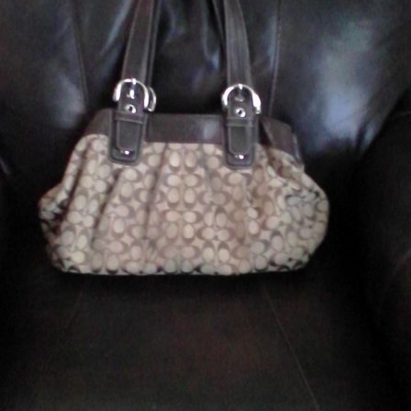 Coach Shopper/ Large Tote - Picture 3 of 5
